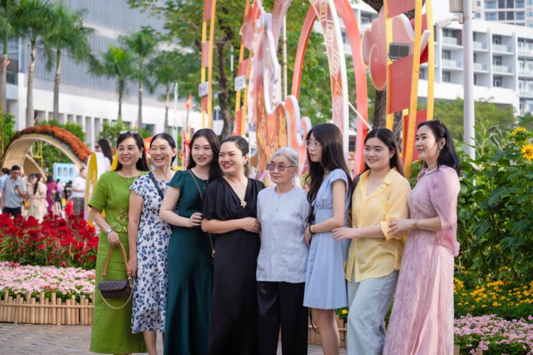 Hội hoa Xuân Phú Mỹ Hưng đón hơn 950.000 lượt khách tham quan trong Tết Bính Ngọ 2026