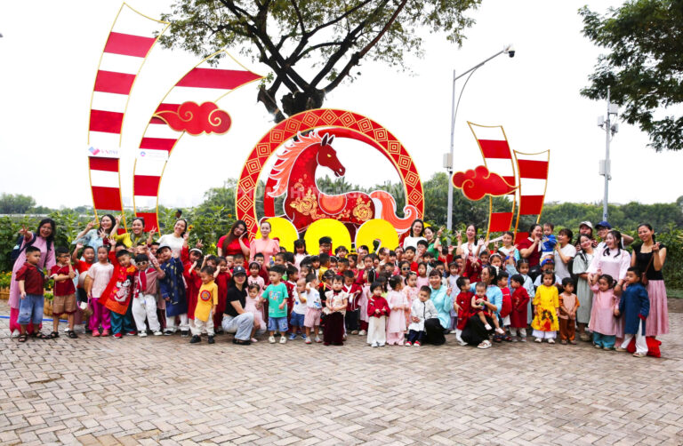 Phu My Hung Flower Street 2026 Welcomes “little visitors” on Opening Day