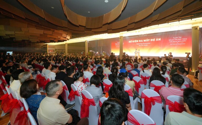 Hundreds Attended The Launch of Triton Crown Apartment Project